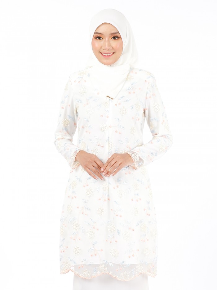 AAIRA KURUNG- OFF WHITE