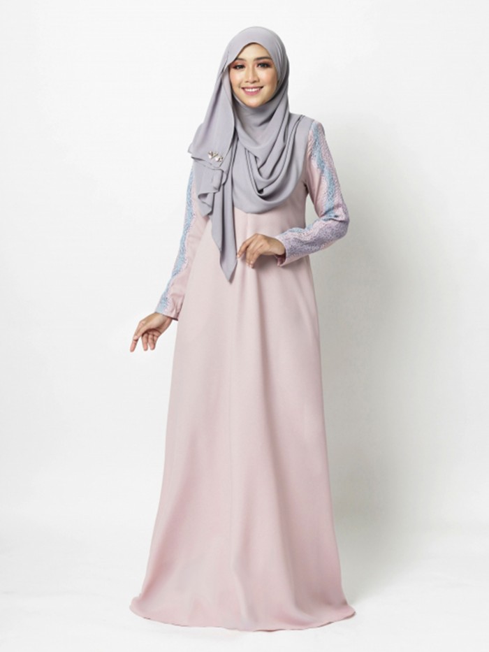 ADERINNA JUBAH - DUSTY PINK