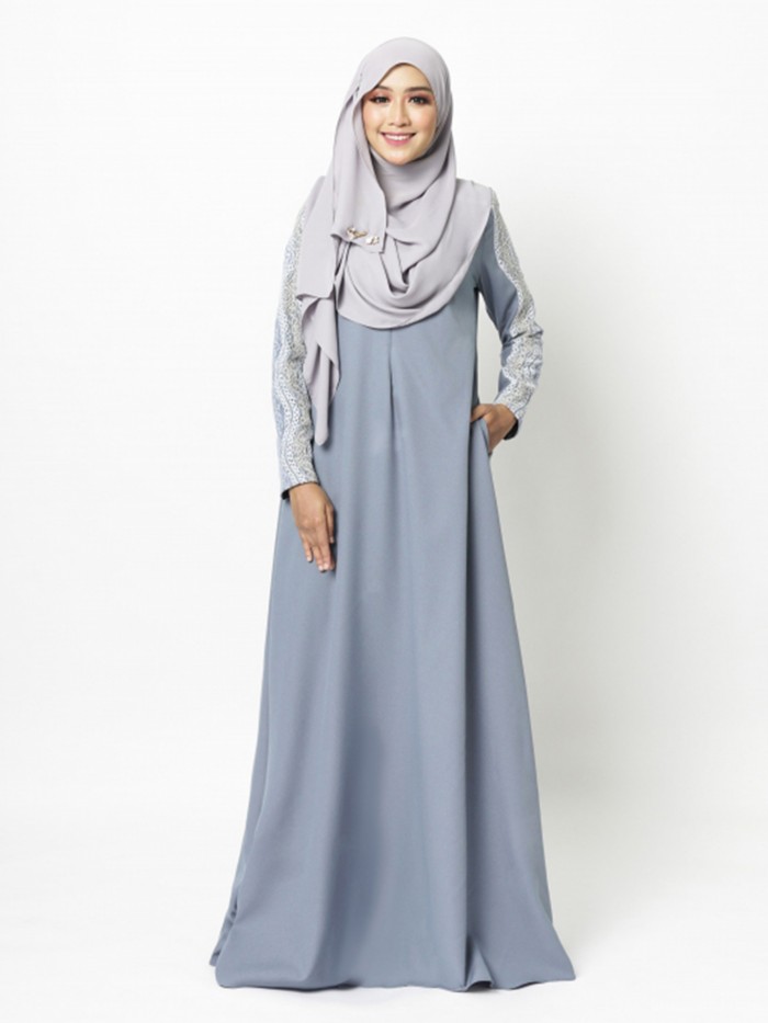 ADERINNA JUBAH - GREYISH BLUE