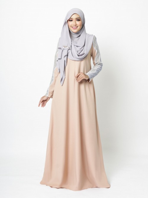 ADERINNA JUBAH - NUDE