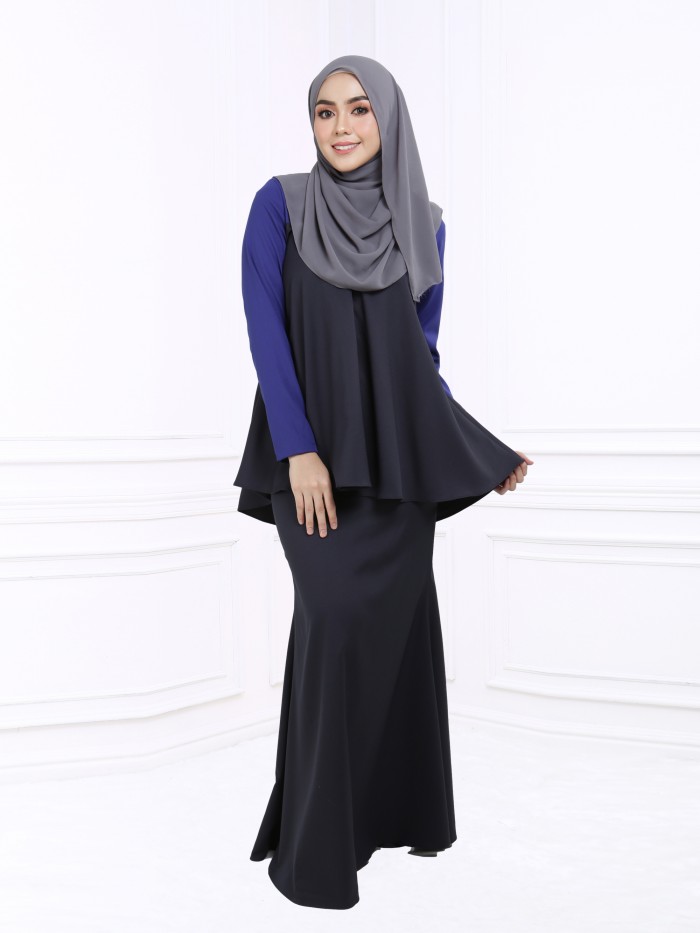 ARMARINNA KURUNG - BLUE BLACK