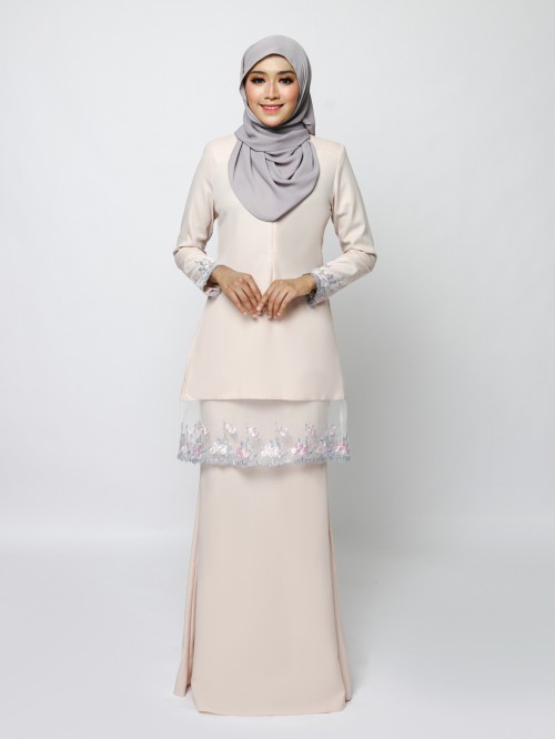 ESMIRA KURUNG - NUDE CREAM