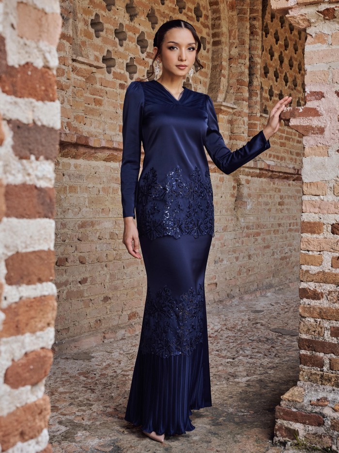 RIYANA KURUNG - NAVY