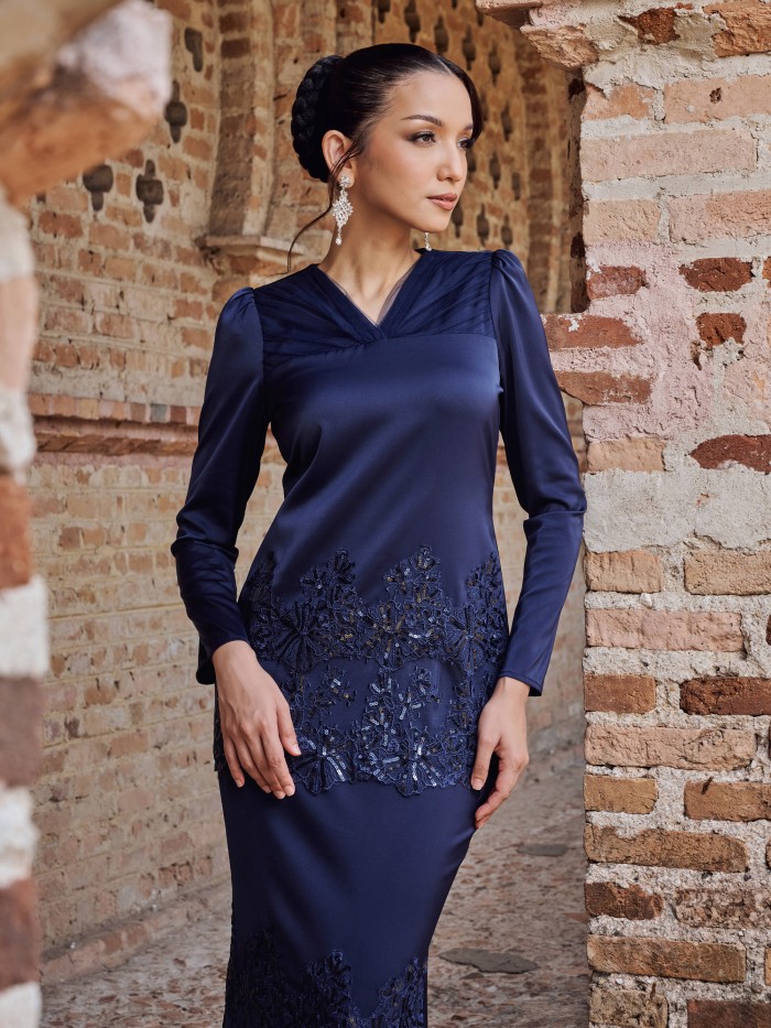 RIYANA KURUNG - NAVY