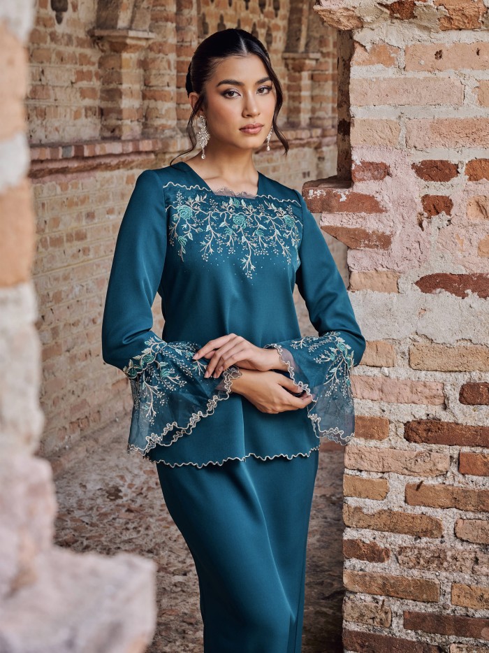 LIANA KURUNG - EMERALD TEAL