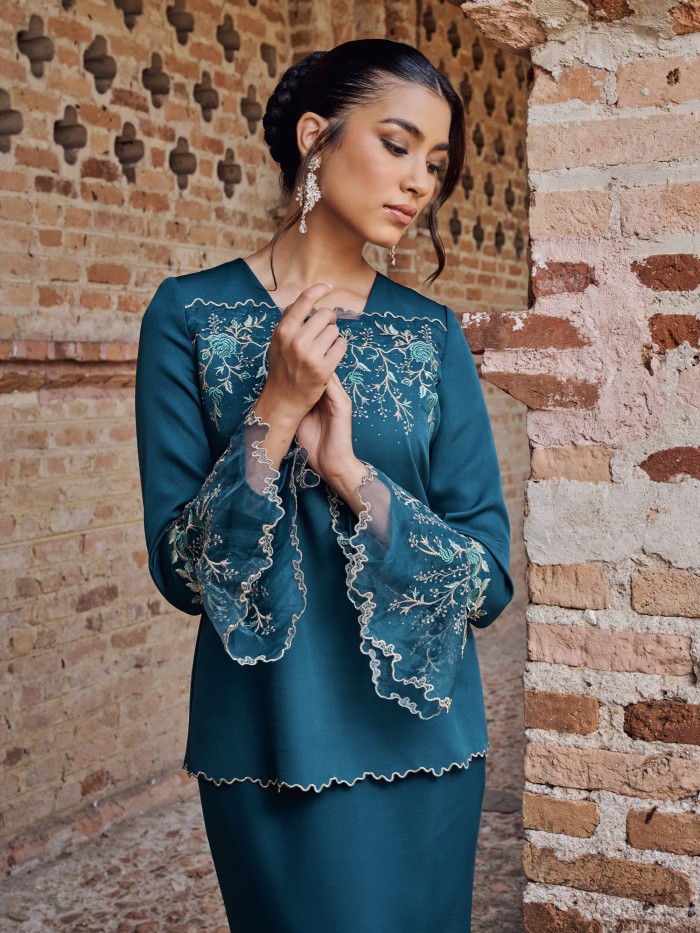 LIANA KURUNG - EMERALD TEAL