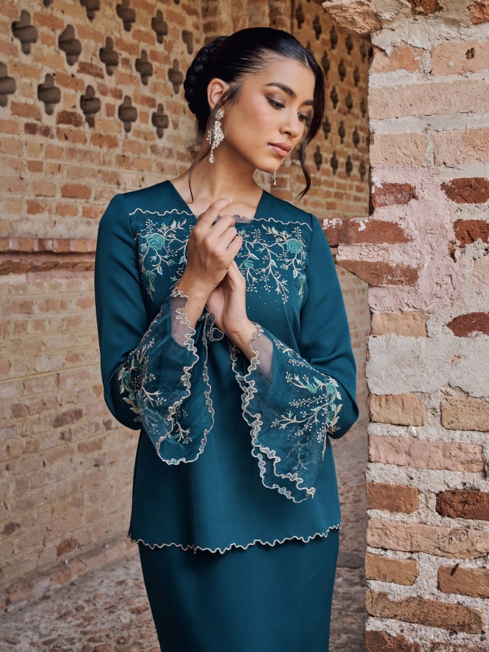 LIANA KURUNG - DARK TEAL BLUE