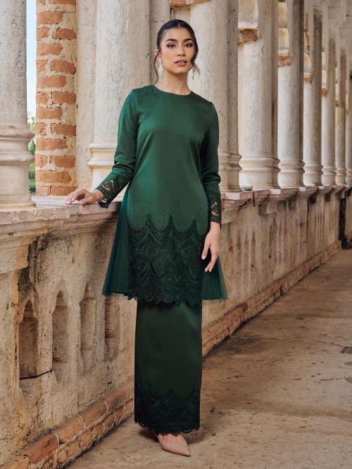 AYANA KURUNG - EMERALD