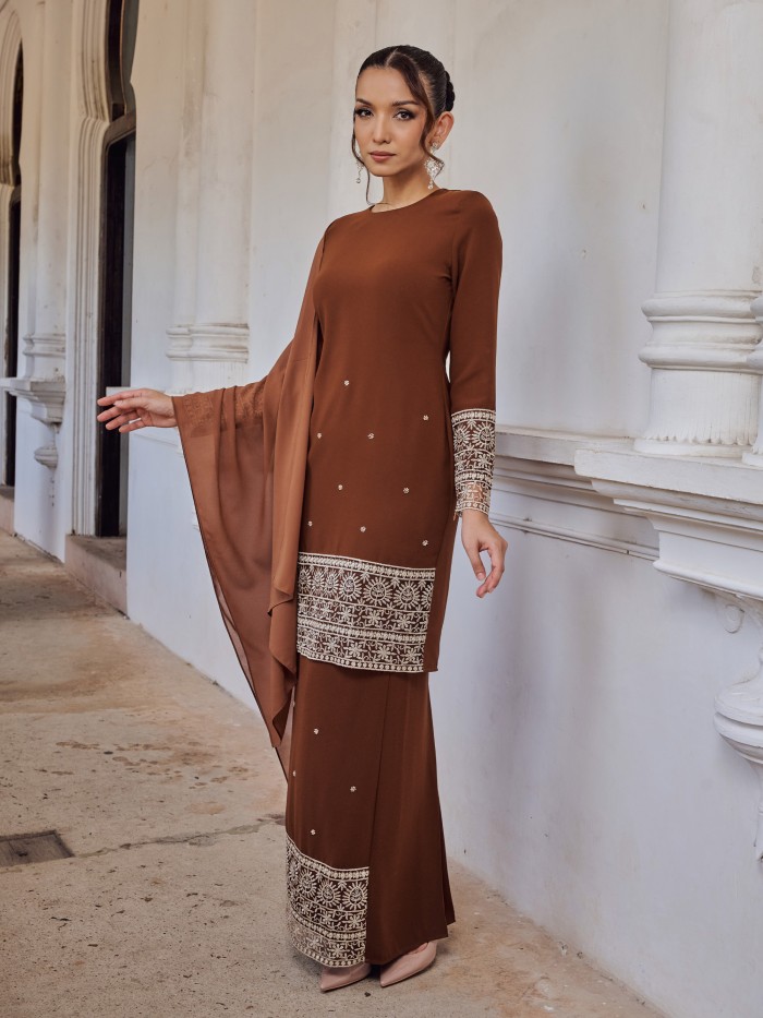 EMBUN KURUNG - RICH BROWN