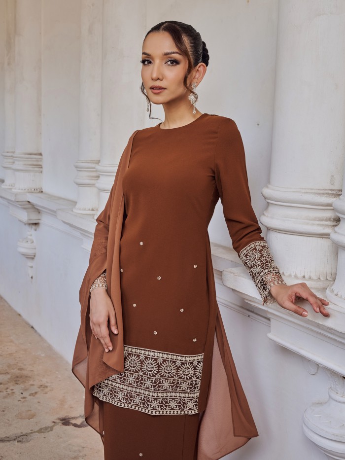 EMBUN KURUNG - RICH BROWN