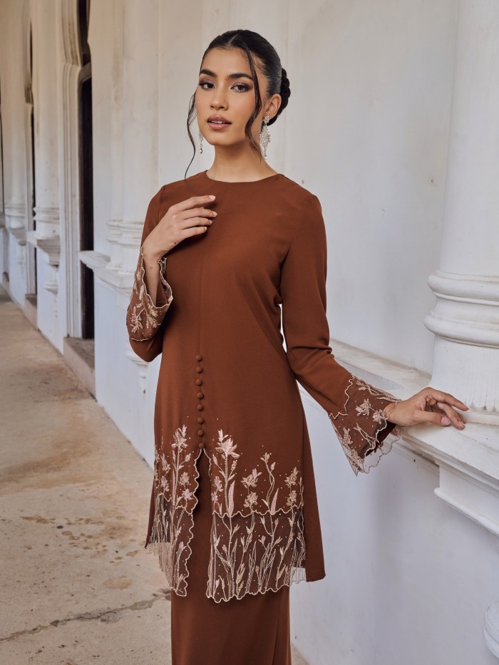 WARDANI KURUNG - RICH BROWN