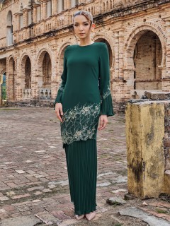 ESTER KURUNG - EMERALD TEAL