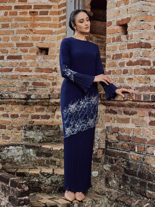 ESTER KURUNG - NAVY