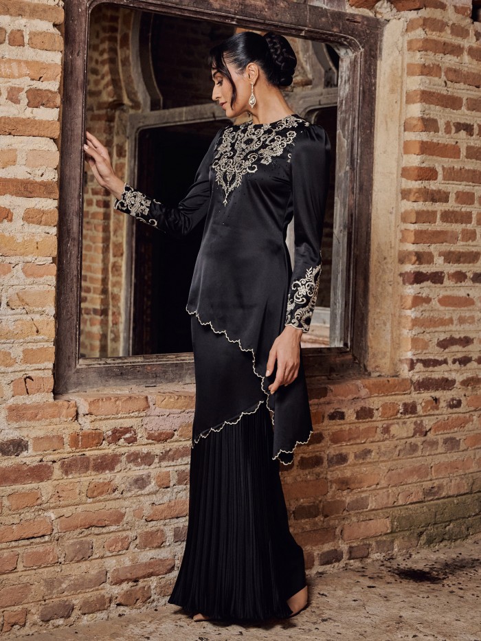 ARISA KURUNG - BLACK
