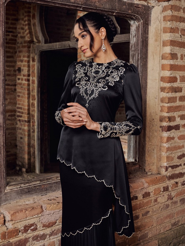 ARISA KURUNG - BLACK