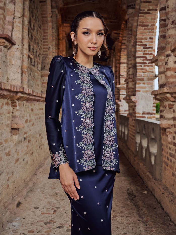 TISYA KURUNG - NAVY