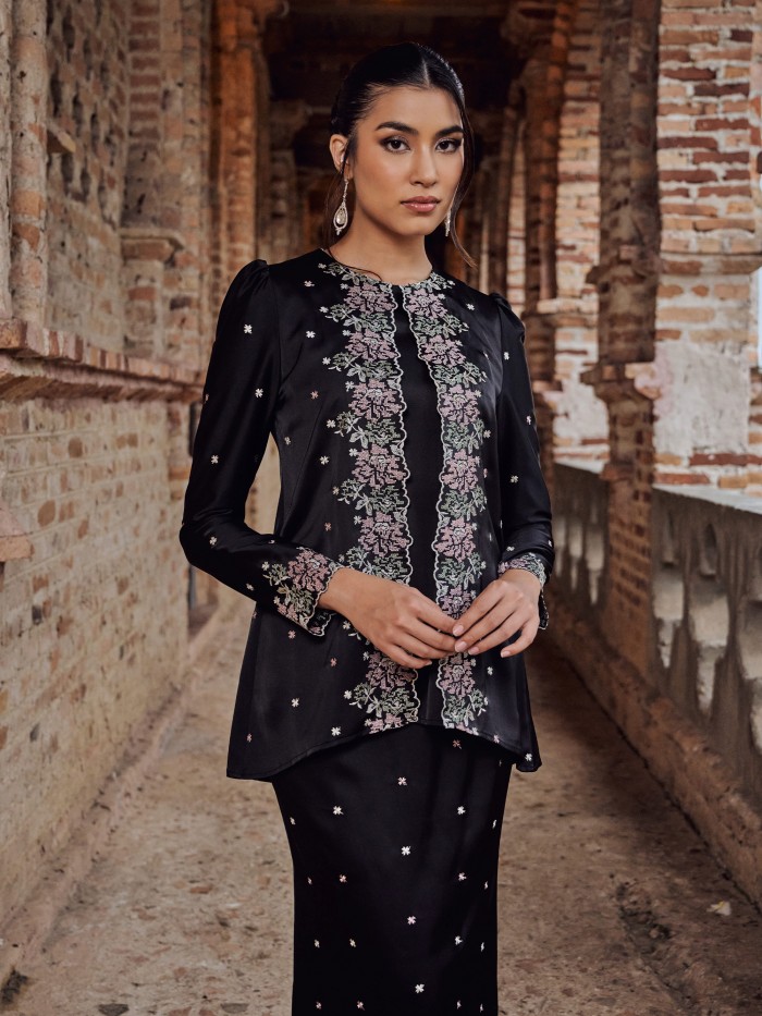 TISYA KURUNG - BLACK