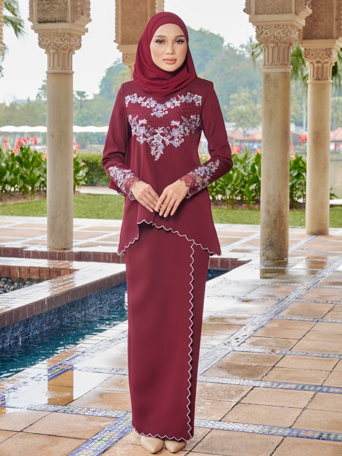 ZAHARA KURUNG - MAROON