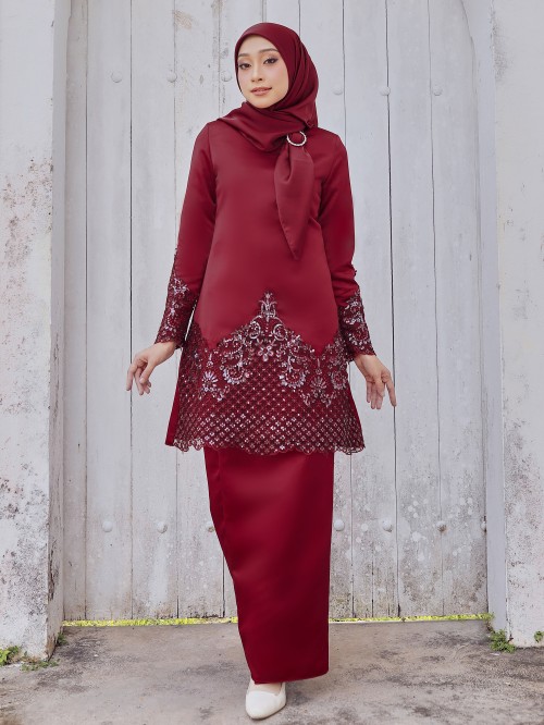 ZEITA KURUNG - MAROON