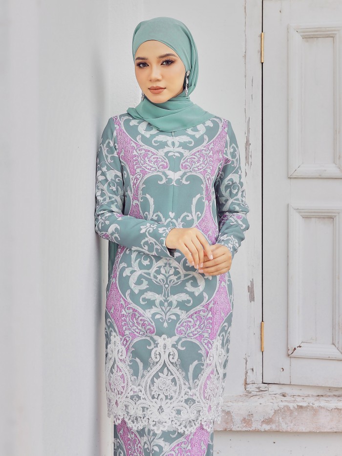 BALQIS KURUNG - DUSTY MINT