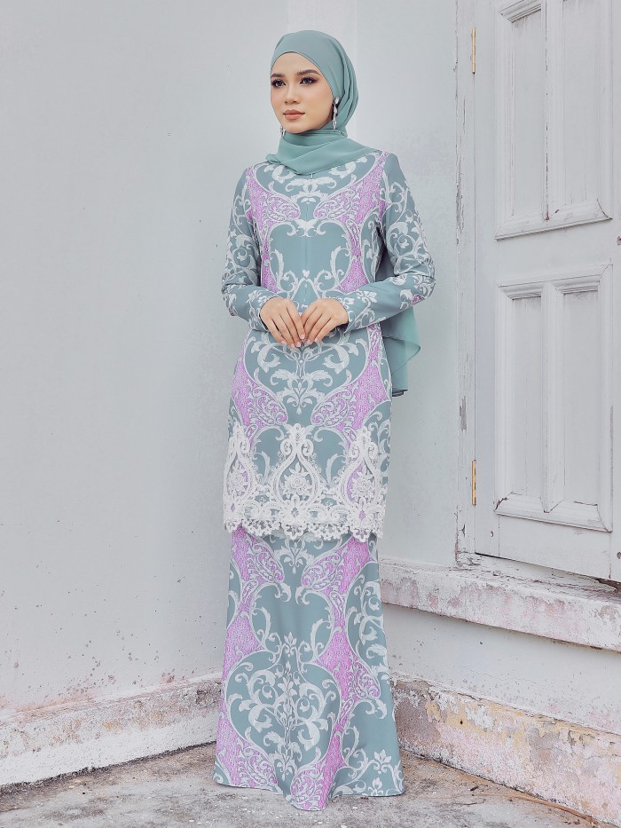 BALQIS KURUNG - DUSTY MINT