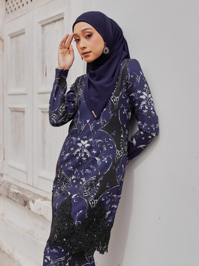 BALQIS KURUNG - NAVY