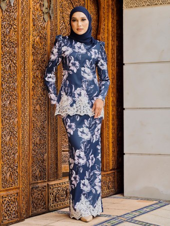 MAZURI KURUNG - NAVY